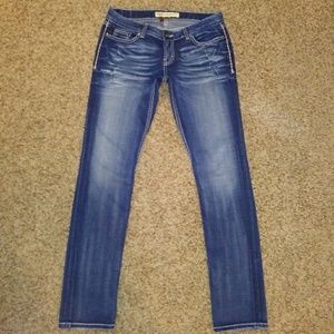 **DISCOUNTED!!**30 X 33 BKE Madison skinnies